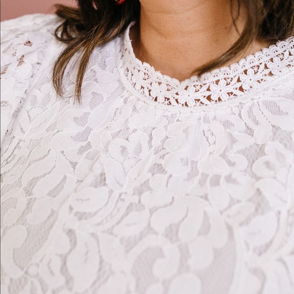 Sweet Sophisticate Lace Blouse - Picture 8 of 9